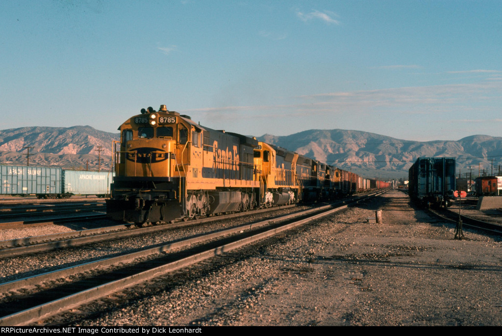 ATSF 8785